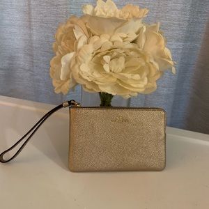 BRAND NEW! Coach Clutch